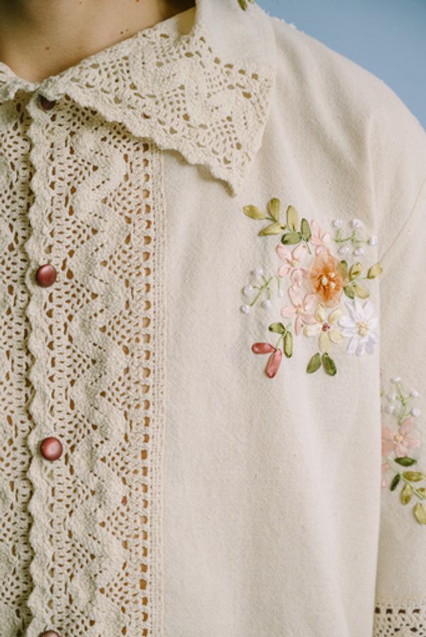 Рубашка Украшенная Лентами/Ribbons Flowers Short Sleeve Shirt белая - фото 6