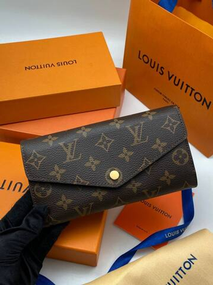 Кошелек Louis Vuitton