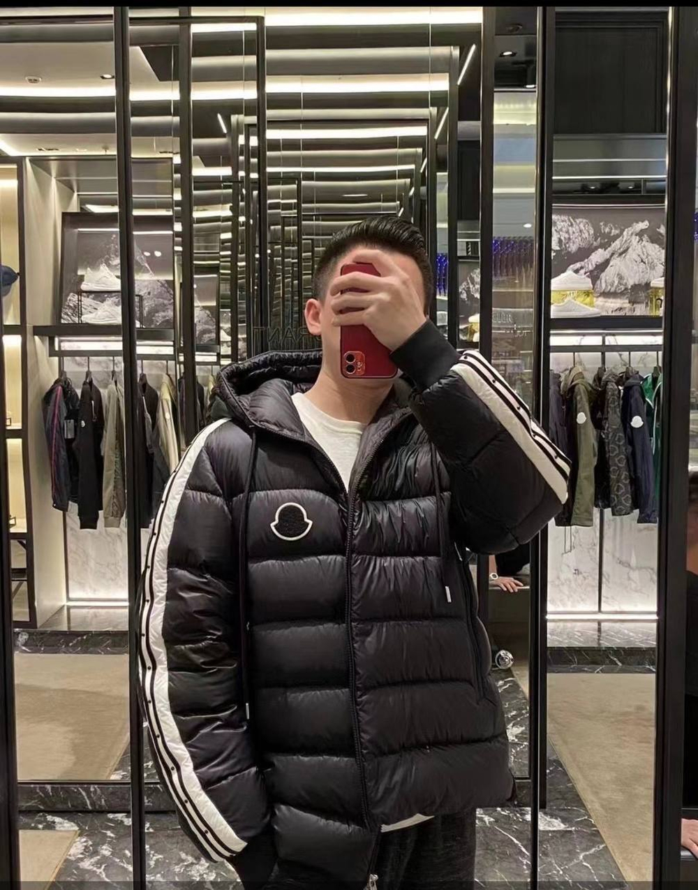 Пуховик Moncler
