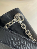 Louis Vuitton Twist MM