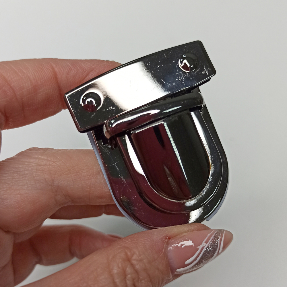 Замок-защелка на зажимах 42*50 Черный никель