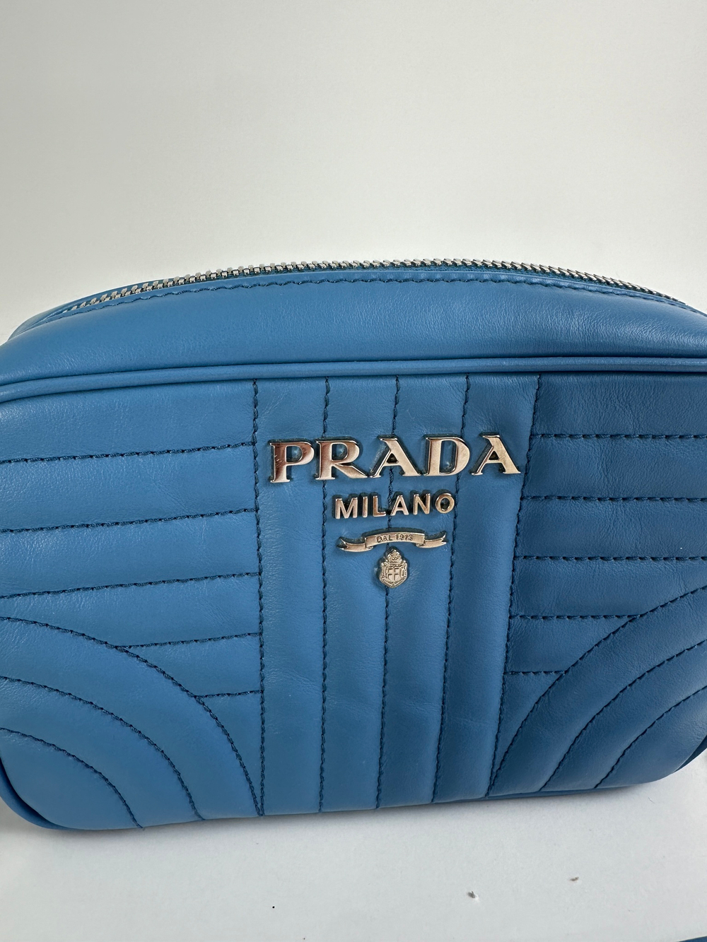 Prada diagramme leather store