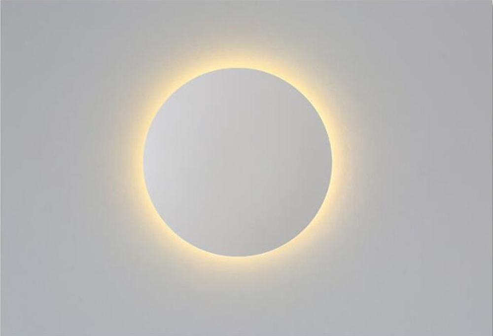 Wall design lamp Puck by Vibia (7 lampshades)