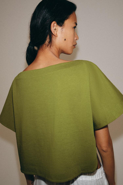 ZARA КРОП-ТОП С ЭФФЕКТОМ НАКИДКИ, ОЛИВКОВЫЙ