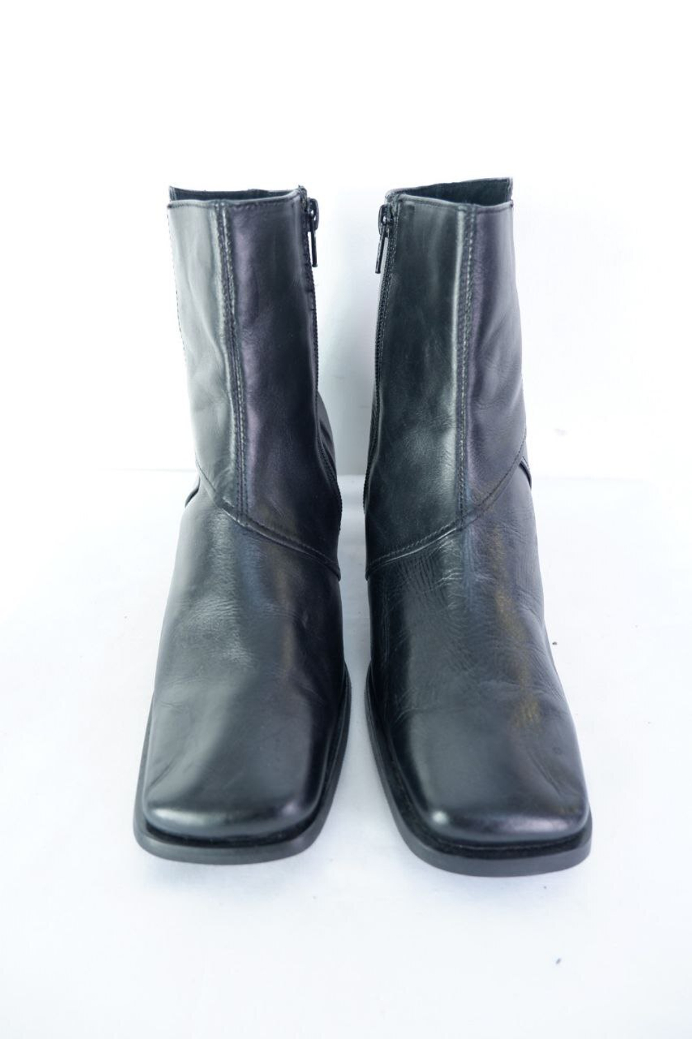 Сапоги galileo короткие стильные 38 размер