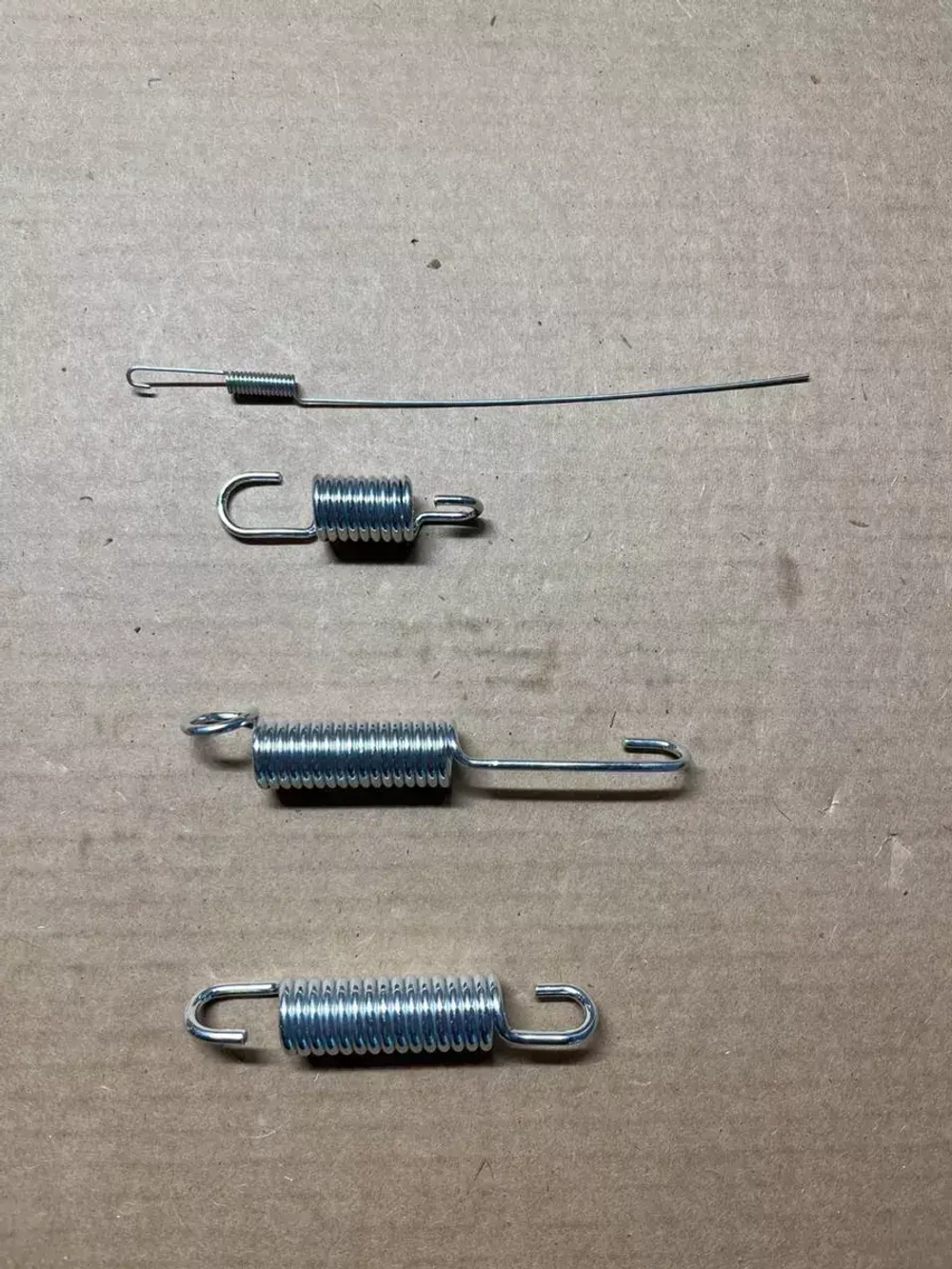 Набор пружин боковой подножки для мототехники