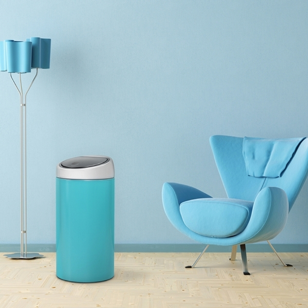 Ведро для мусора Brabantia Touch Bin лазурно-синее 45л общий вид