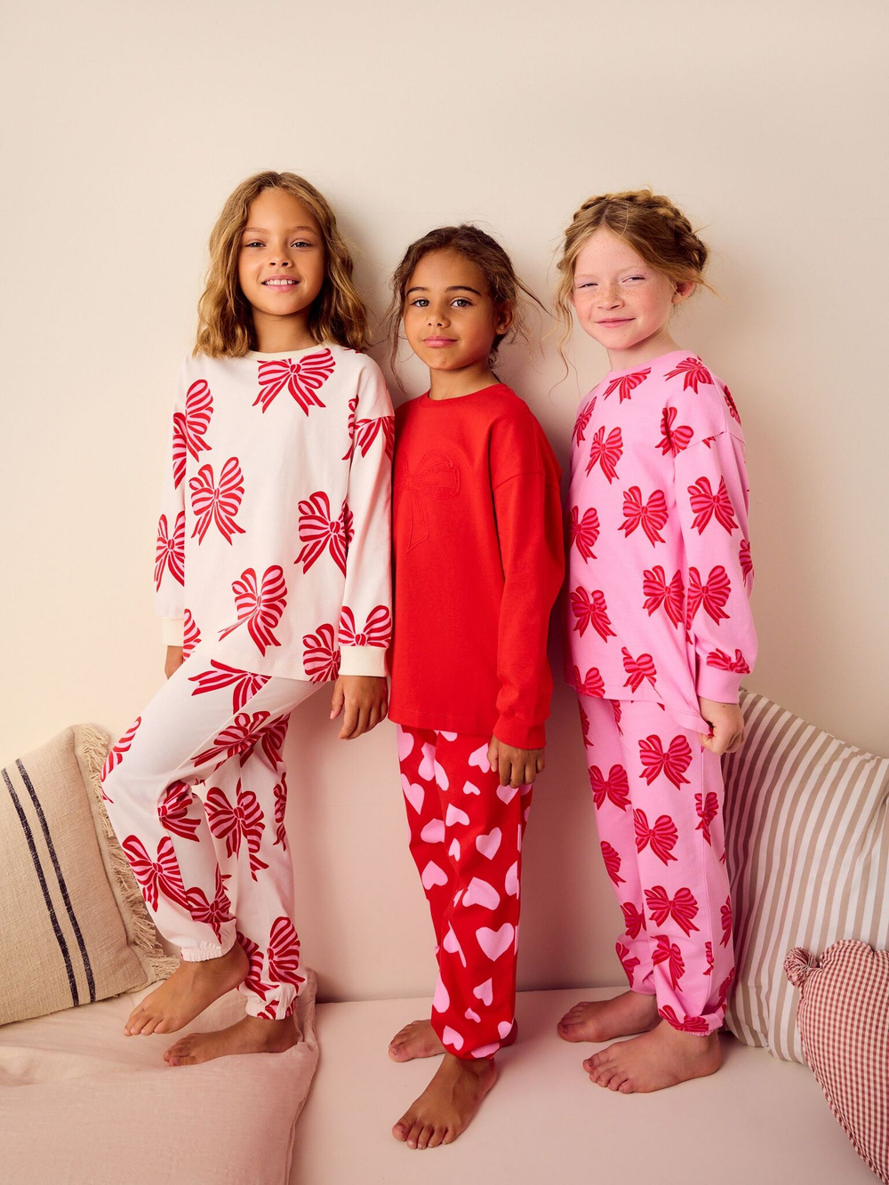 Пижама для девочки Next B65-025, 3 шт., Молочный, Красный, Розовый
