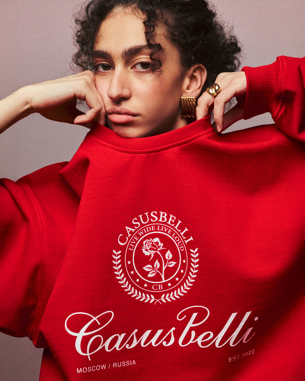 Свитшот Live Loud красный