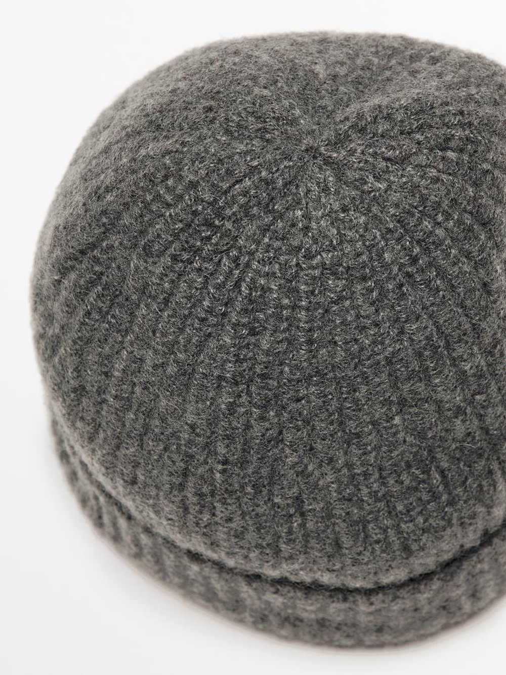 Massimo Dutti Шапка бини из 100% кашемира в рубчик, жемчужно-серый
