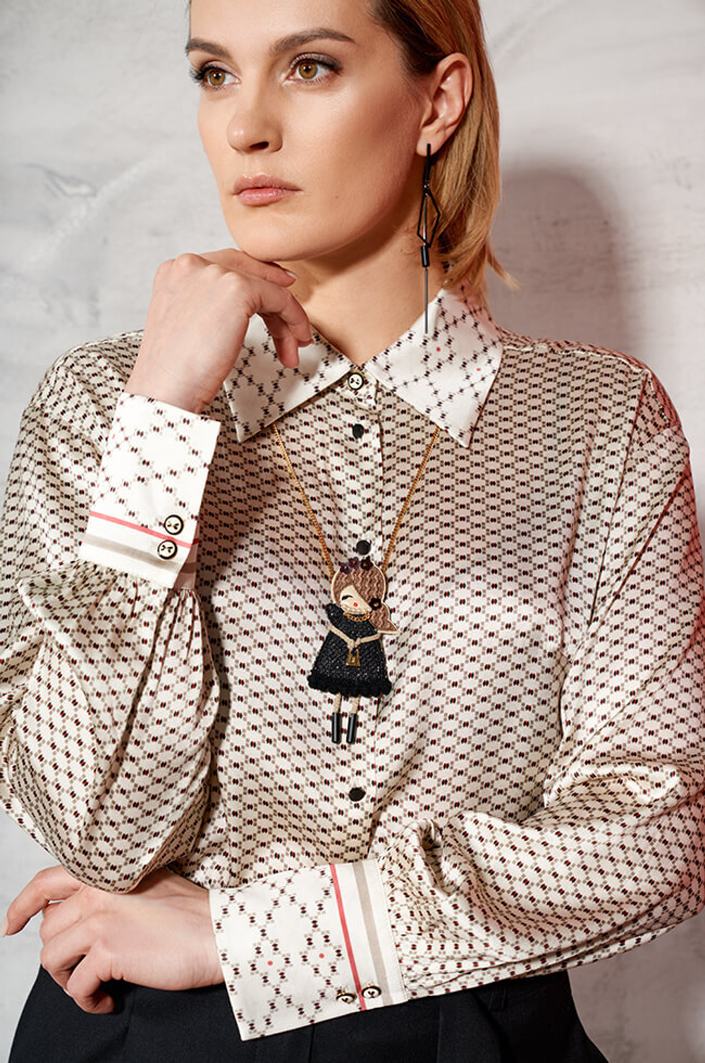 22481 Блузка женская (кремовый принт)