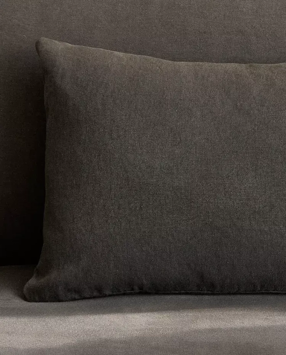 ZARA HOME ЛЬНЯНАЯ НАВОЛОЧКА ДЛЯ ДЕКОРАТИВНОЙ ПОДУШКИ, СЕРЫЙ