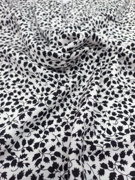 Штапель Черные листья на белом/вискоза