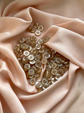 Пуговицы карамельные перламутровые на прокол 11,5 мм