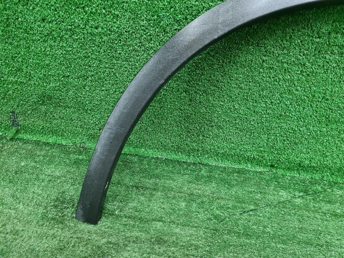 Расширитель передний левый Mercedes GLC x253 15-22