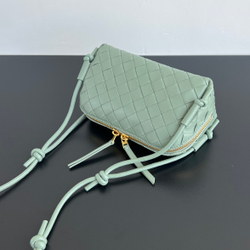 Bottega Veneta Concert Pouch 18 cm