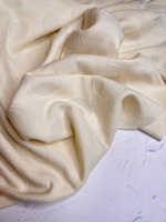 Плательно-костюмный жаккардовый сирсакер с узором (88%шерсть/10%полиамид/2%эластан, Бежевая слоновая кость/крупные круги в тон, 125, 232 гр/м2)