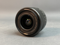 Canon EOS M10 Kit 15-45mm IS STM, царапка на линзе объектива