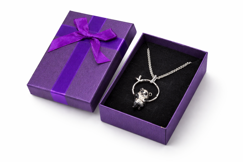 Коробочка для украшений и бижутерии с бантом фиолетовая