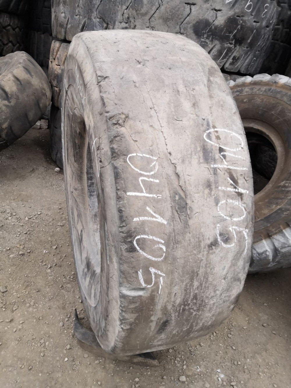 18.00R25 Bridgestone VSMS шина б/у