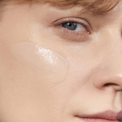 MÁDARA Skinonym Semi-Matte Peptide - Долговечный тональный крем с пептидами, 30 ml