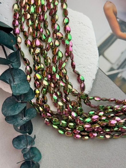 Гематит зеленый/лиловый, овал 6*8 мм, нить 38 см