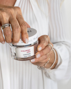 Dalton Крем ГИАЛУРОНИК - HYALURONIC UREA, 50 мл