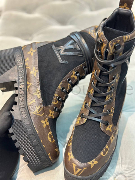 Демисезонные женские ботинки Louis Vuitton desert boot Monogram