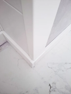 Соединительный элемент, столбик к плинтусу 105*14мм - 2 шт.