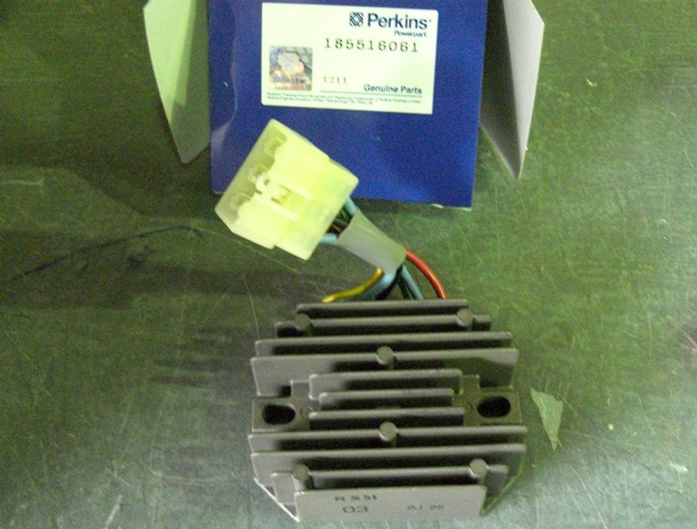 Регулятор генератора / REGULATOR АРТ: 185516061 Регулятор генератора / REGULATOR АРТ: 185516061