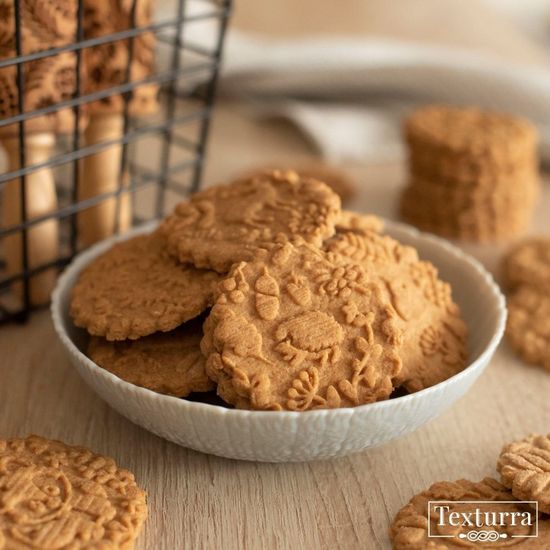 Малая скалка с узором Лесные зверушки