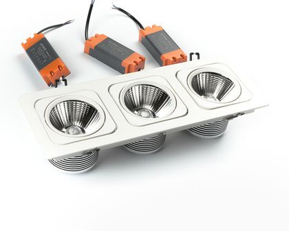 Светильник точечный карданный L6129BACOB-3x15W