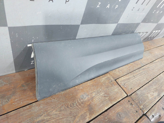 Накладка двери задней левой Skoda Karoq 17-нв Б/У Оригинал 57A854949