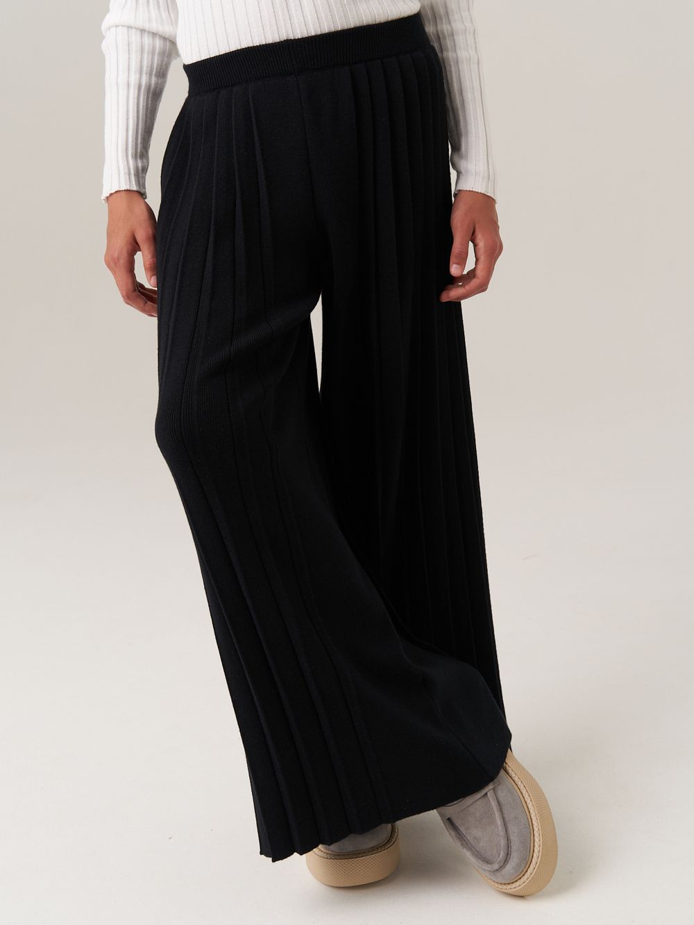 Школьные широкие брюки для девочки AT726-2 черный