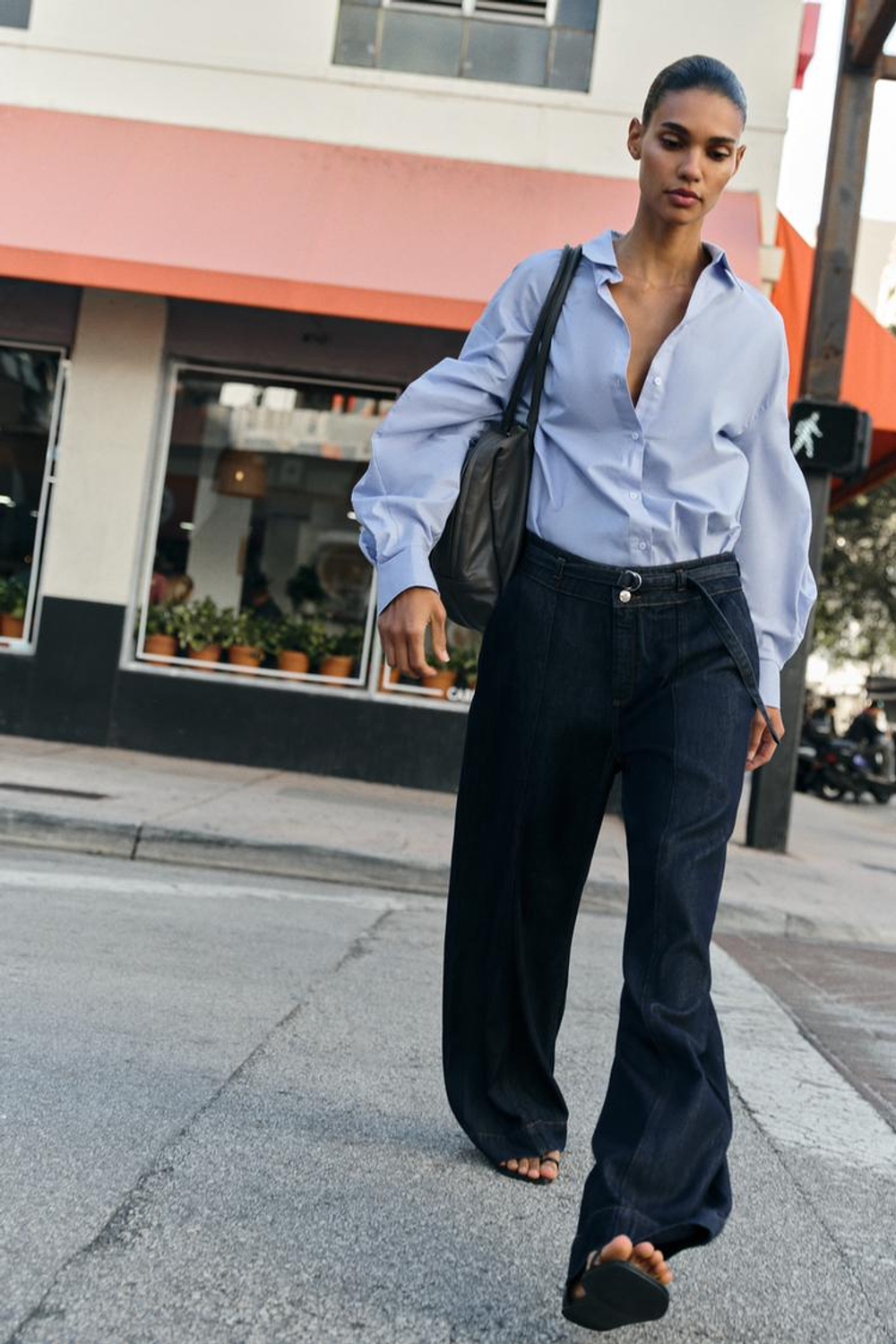 ZARA ДЖИНСЫ BOOTCUT Z1975 С ВЫСОКОЙ ПОСАДКОЙ И ПОЯСОМ, СИНИЙ