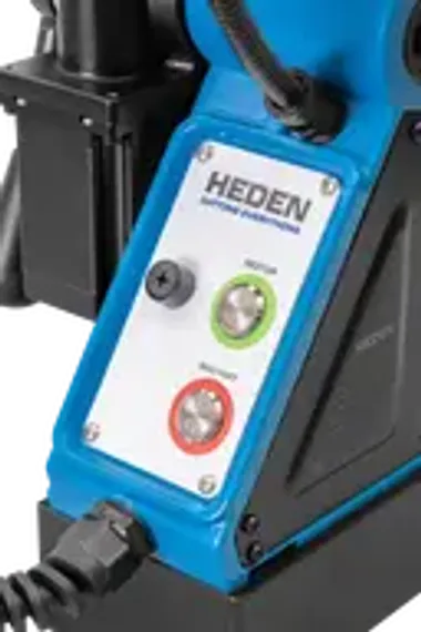 Лазерный труборез HGTECH серии STC для 3D-резки сверхтяжёлых профилей