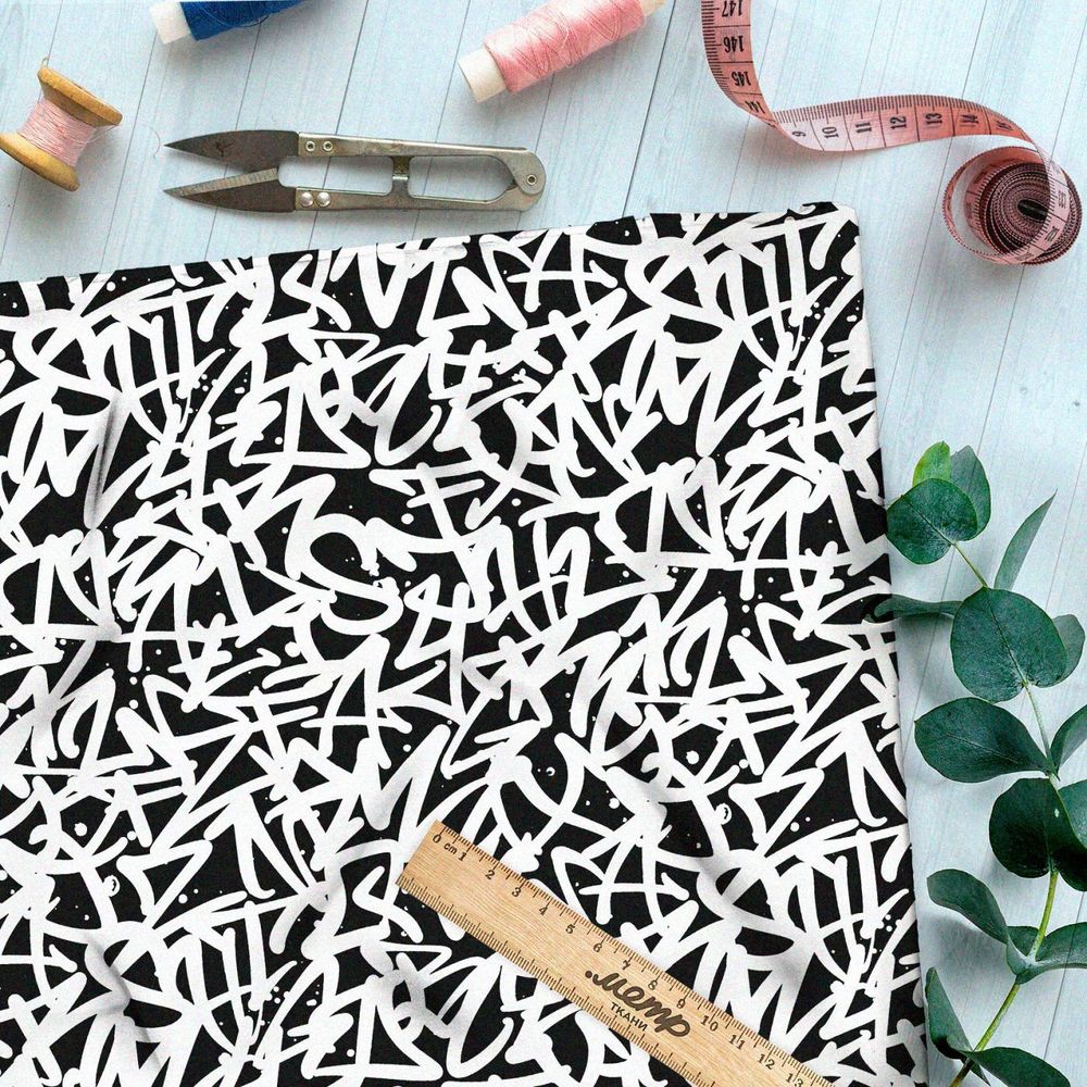 Ткань премиум сатин черно-белые граффити