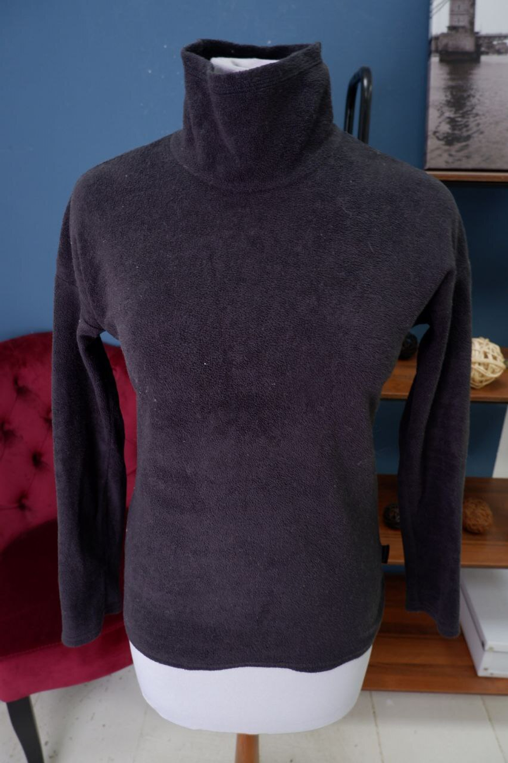 Джемпер черный 44 размер