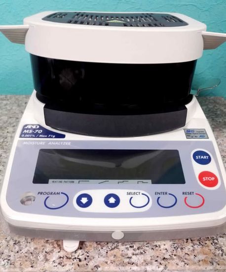 Анализатор влажности A&D MS-70
