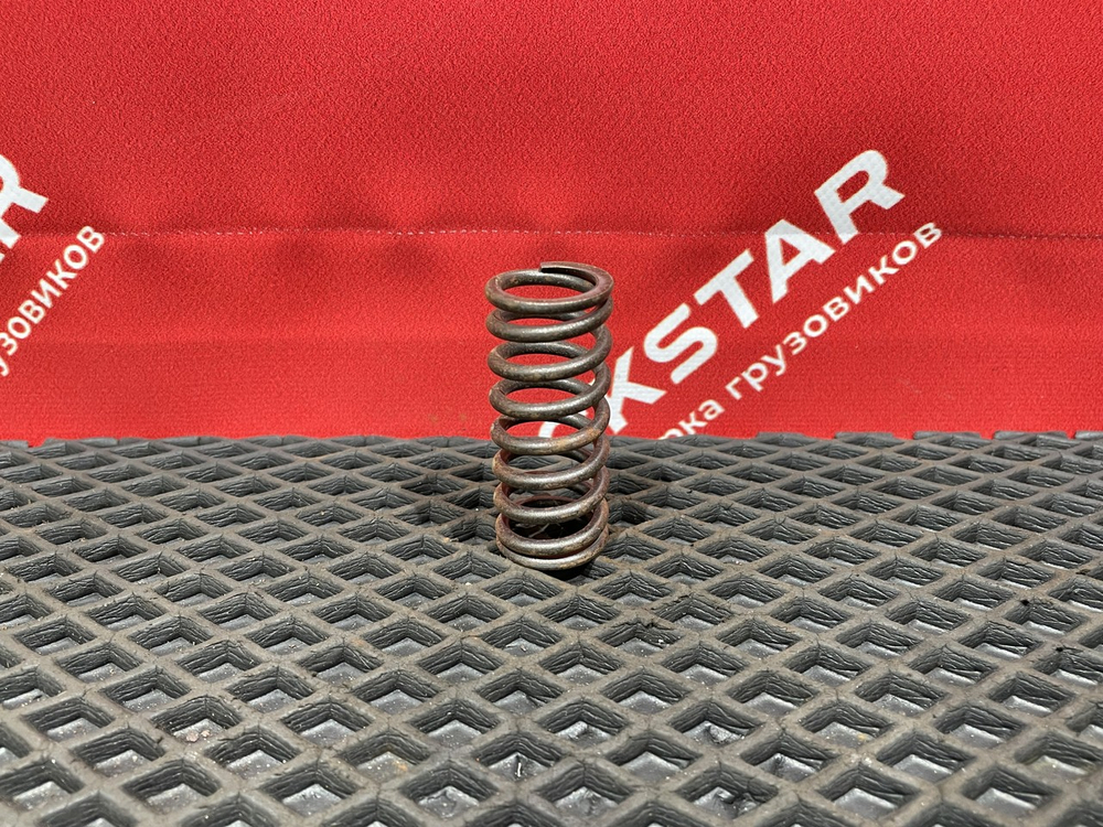 Пружина клапана выпускного