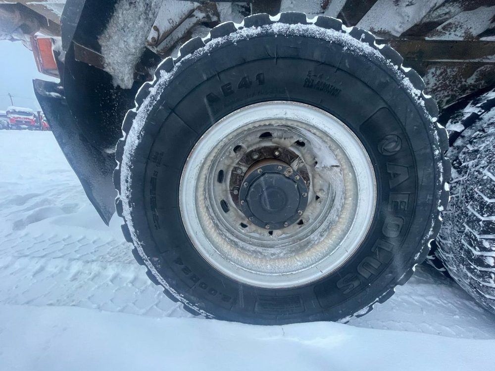 Shacman (Shaanxi) SX* 6x6 Самосвал SX32586T385 (Дизельный, 11,6 л, 369 л.с., МТ)