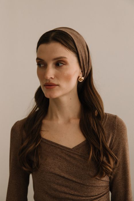 ПОВЯЗКА НА ГОЛОВУ БРЮНЕ ШОКОЛАДНЫЙ С БЛЕСТКАМИ