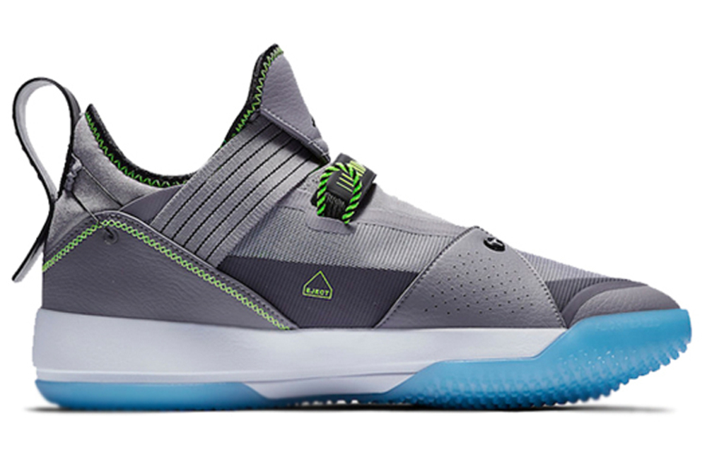 Кроссовки Air Jordan 33 Se Cement Grey
