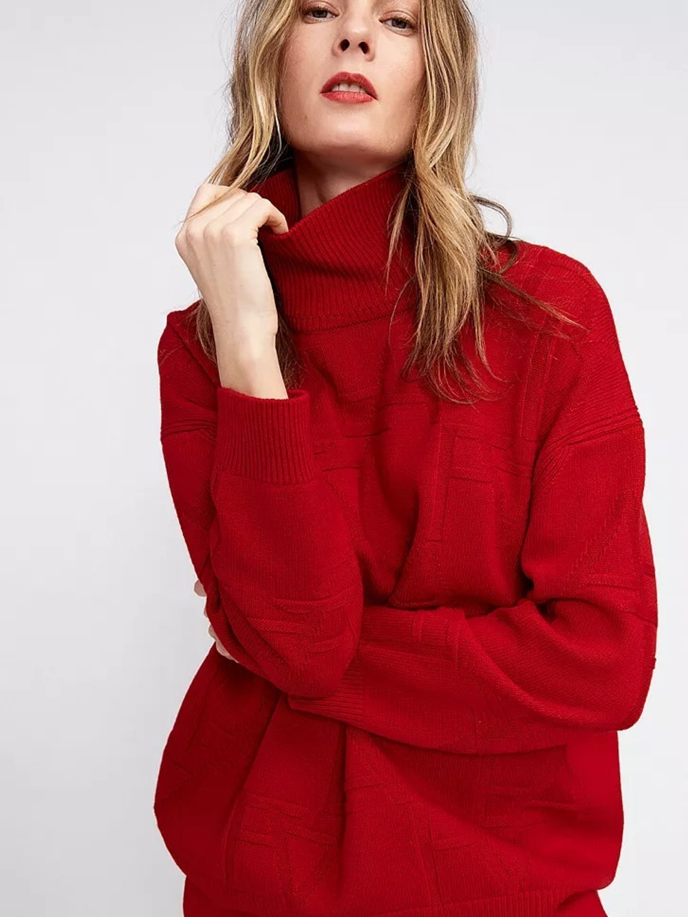 Свитер женский FREE AGE