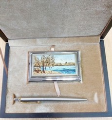 Набор "Природа России" №8 визитница (цирконий), ручка Паркер мет.