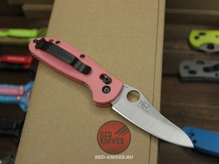 Нож Benchmade 555 Griptilian Mini - розовый нейлон, клинок стоунвош