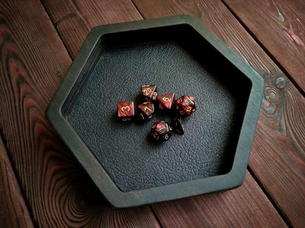 Миска деревянная с кожей