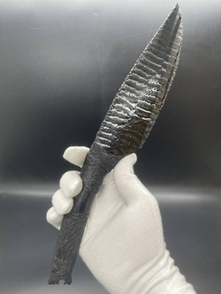 Обсидиановый клинок с рогом африканского буйвола гравировка волк 29 см