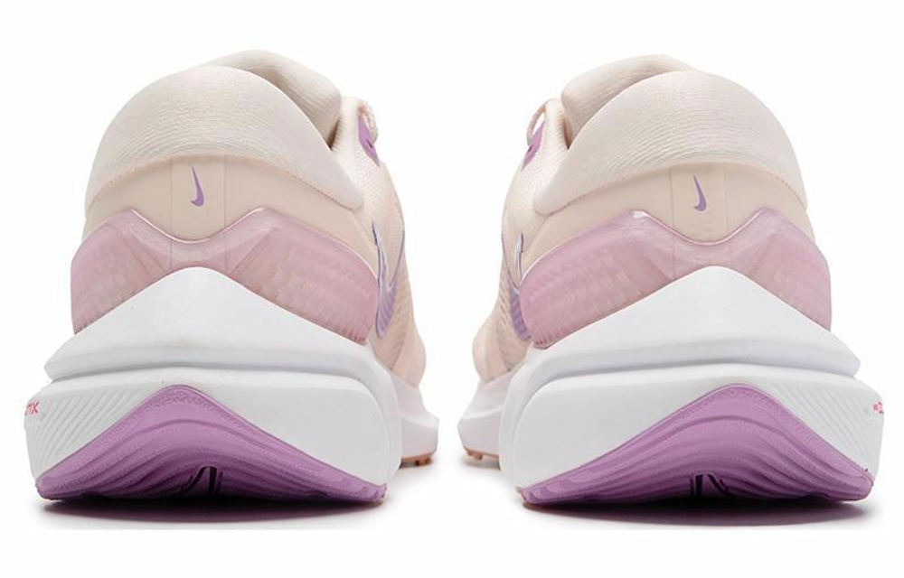 Кроссовки Nike Wmns Nike Air Zoom Vomero 16 (Женская размерная сетка)