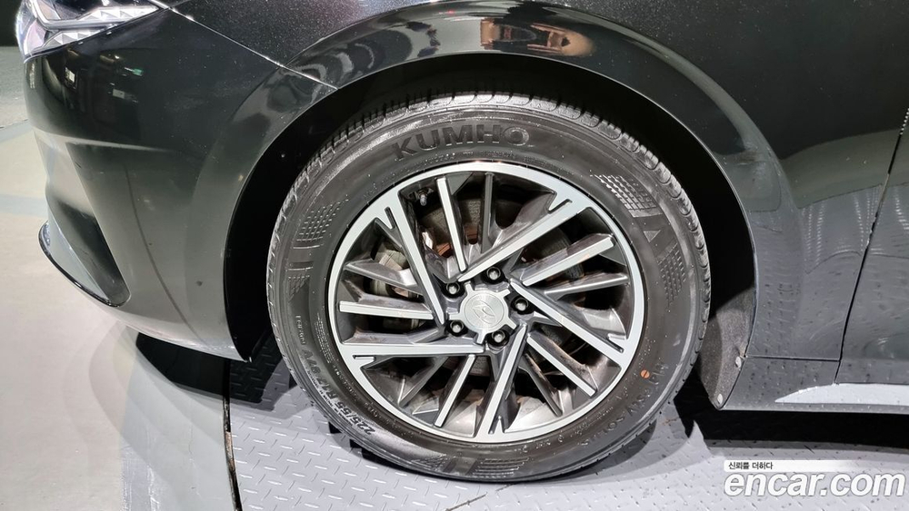 Hyundai The New Grandeur (Azera) IG 2.5 (12.2020)
